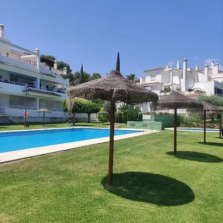 6 Guest Family & Golf Marbella